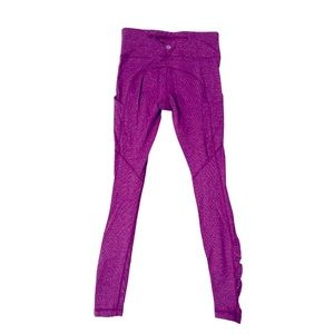 Lululemon magenta pants with pockets!